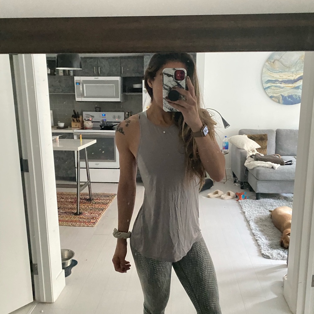 Grey Lululemon casual or workout twist top